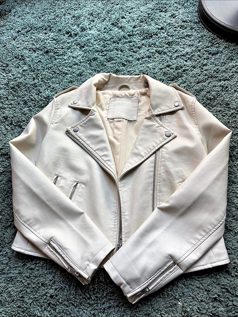 Levi's Women's Classic Faux Leather Asymmetrical Moto Jacket in White